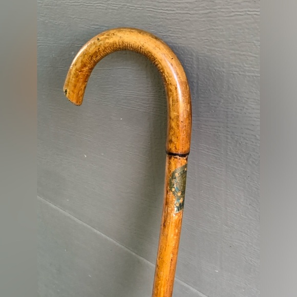 1931 Vintage Wooden Detroit American Legion Decal Badge Functional Souvenir Cane - Picture 5 of 16